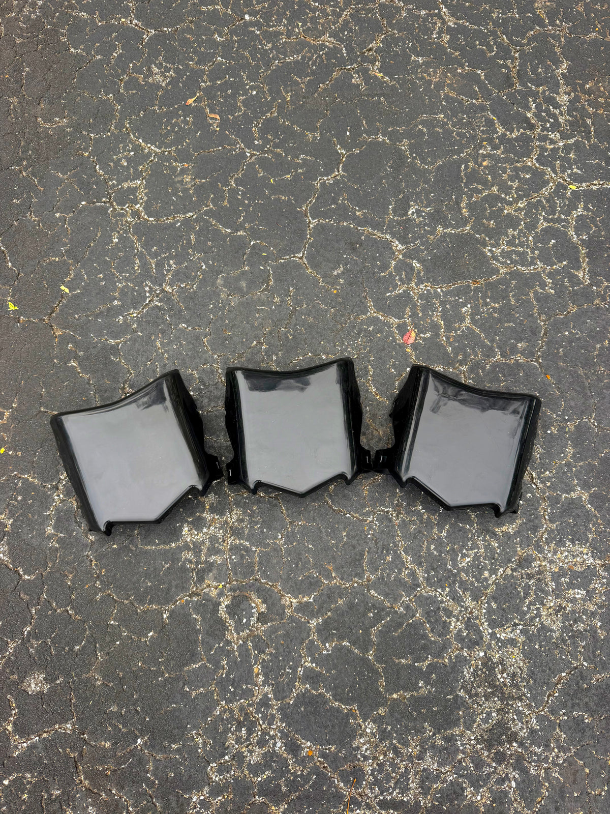 Glossy Motocuts front plate